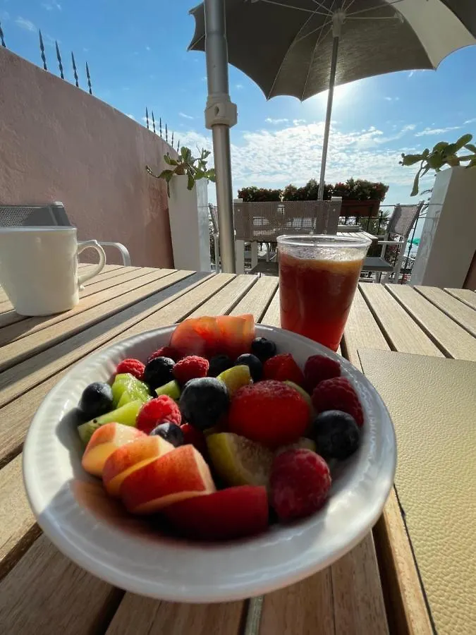 Ca' De Tobia Bed & Breakfast Noli
