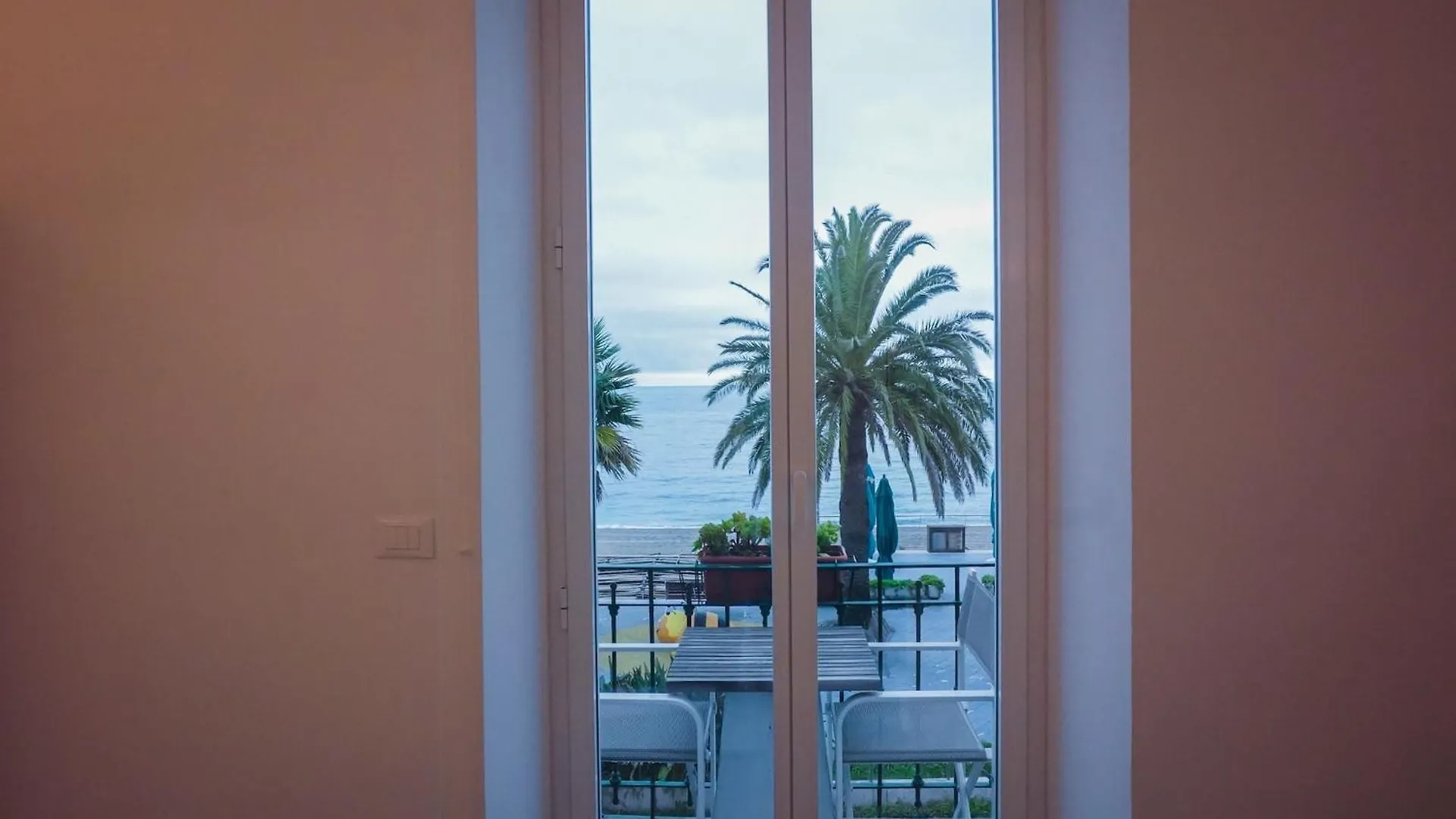 Ca' De Tobia Bed & Breakfast Noli