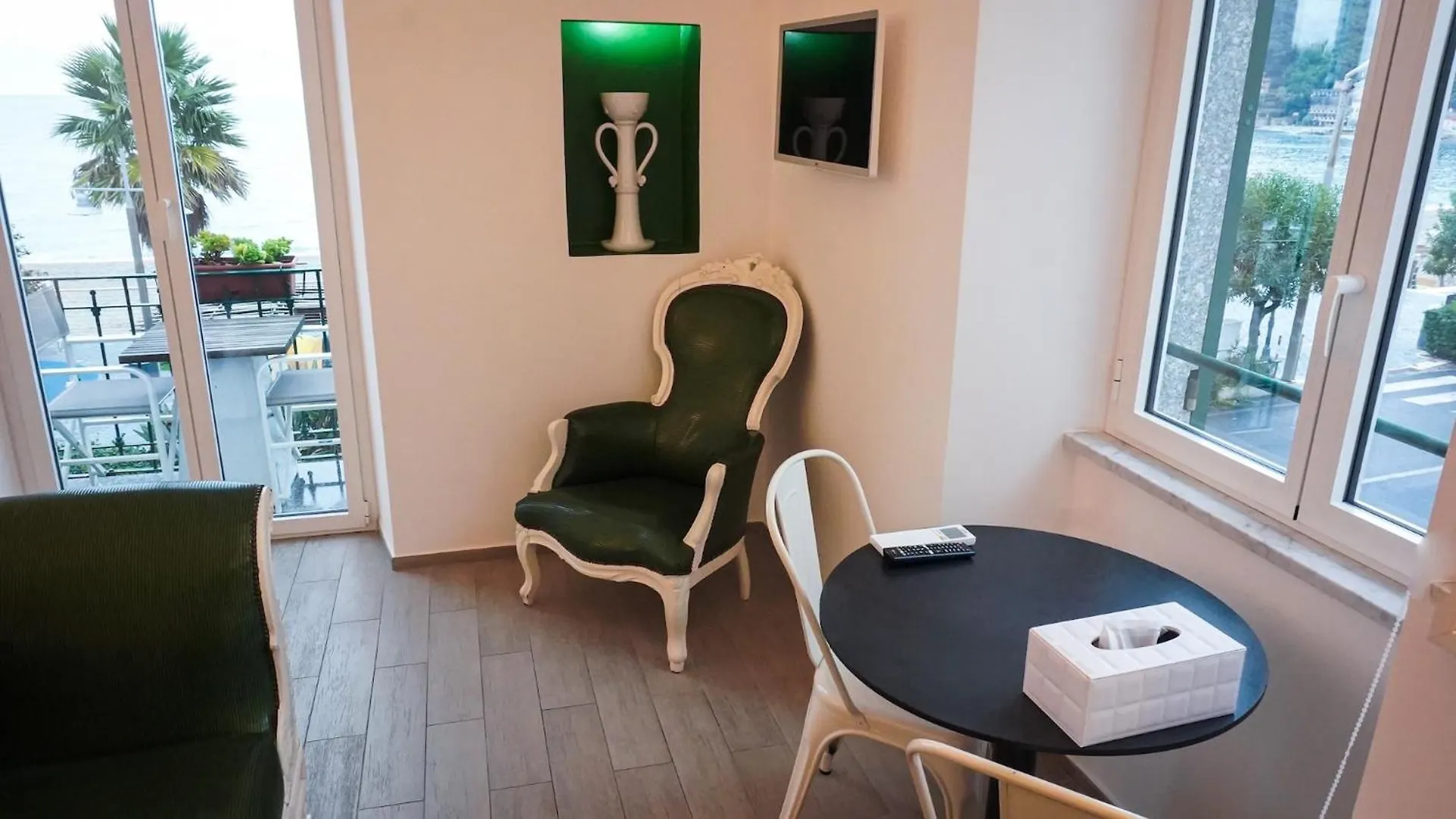 Ca' De Tobia Bed & Breakfast Noli 3*,  İtalya